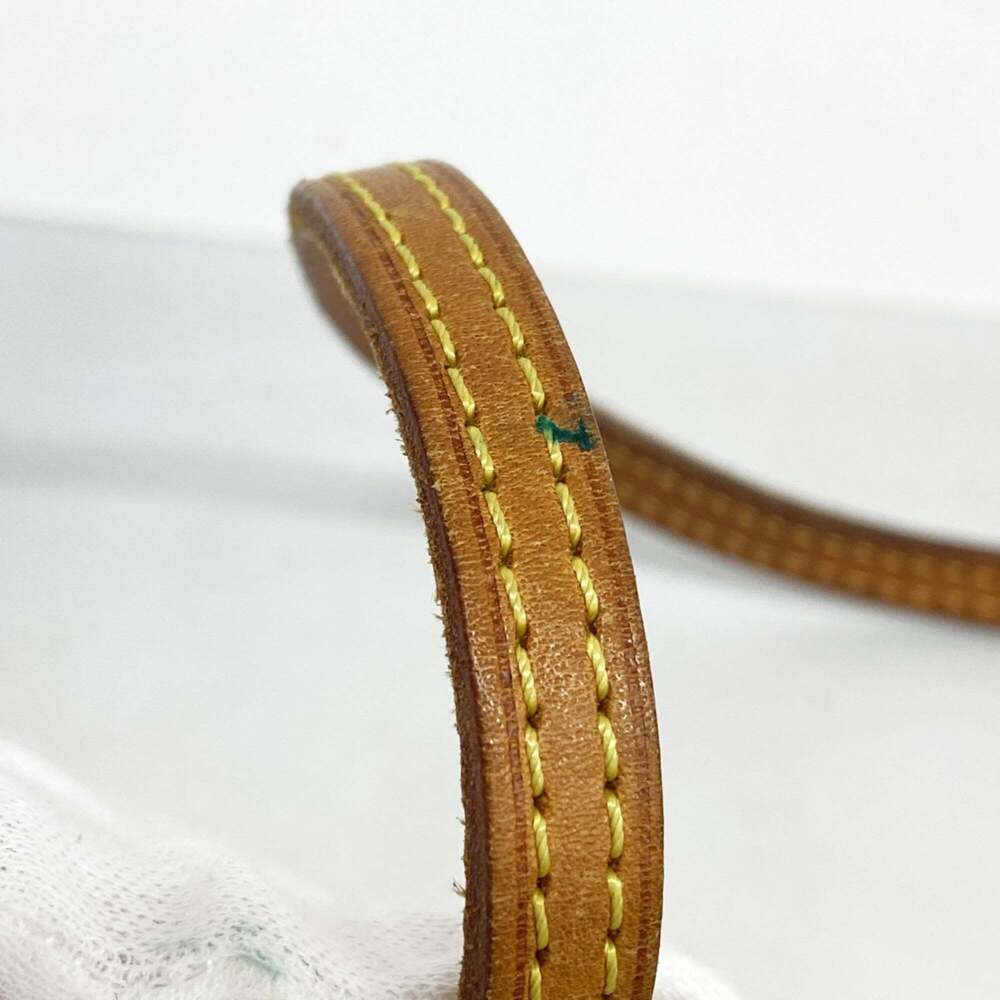 Louis Vuitton Monogram Canvas Tote with Tan Trim - Picture 10 of 14